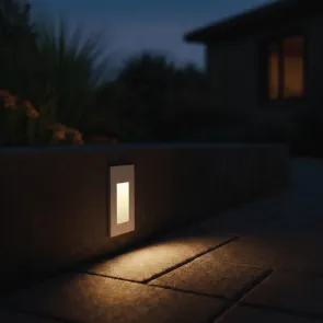 Vgradna LED stenska svetilka 3W 3000K IP44 (bela)