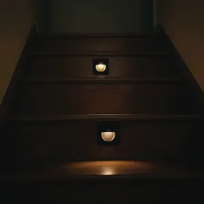 Vgradna LED svetilka s senzorjem 1.5W 3000K IP20 (črna)