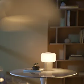 Namizna svetilka MOD404TL-01BG LED | Moderna bež namizna svetilka