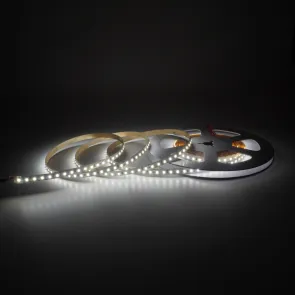 ZELENA TEHNOLOGIJA LED trak ZELENA TEHNOLOGIJA 120 LED, 8 mm, 10 W/m, 4000K, DC 24V, IP20, 5m/kos - S120244000IP20
