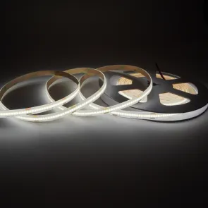 ZELENA TEHNOLOGIJA LED trak Zeleno Tehnologija 320 LED, 10 mm, 8 W/m, 4000K, DC 24V, IP65, 5m/kos - COB320244000IP65